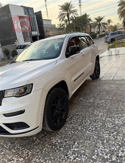 جيب جراند شيروكي